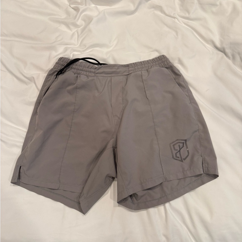 Born Primitive Training short